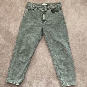 Abercrombie Mom Jeans high rise